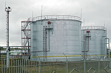 Image showing Oil storage tanks