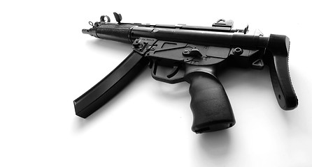 Image showing MP5 automatic machine pistol