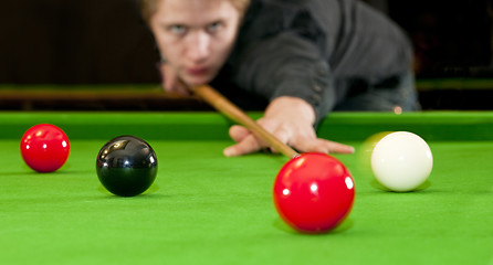 Image showing Playing snooker