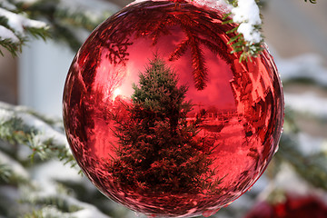 Image showing Bauble on Christmas Tree with reflection