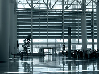 Image showing People at the airport