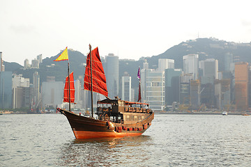 Image showing Hong Kong harbour with tourist junk