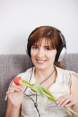 Image showing Girl listen music