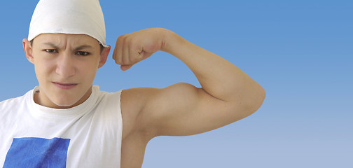 Image showing Funny guy with big muscles