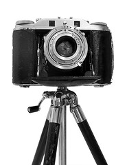 Image showing Vintage Camera on tripod