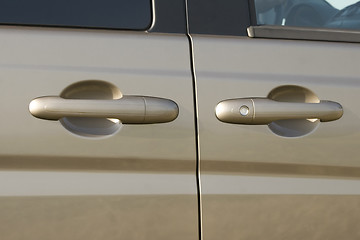 Image showing car door handle and lock 