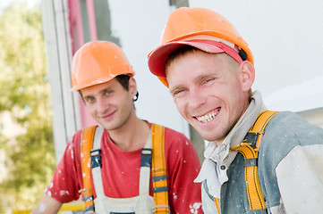 Image showing two builder facade painters