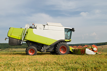 Image showing harvesting combine