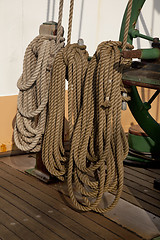 Image showing coiled ropes and winch