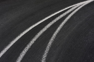 Image showing converging lines on blackboard