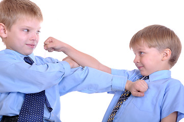 Image showing boys fighting