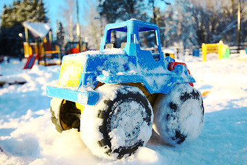 Image showing Toy vehicle in snow