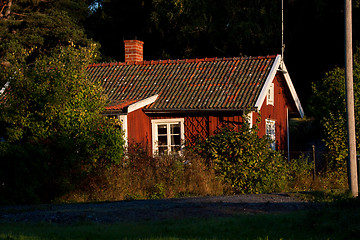 Image showing Small cottage