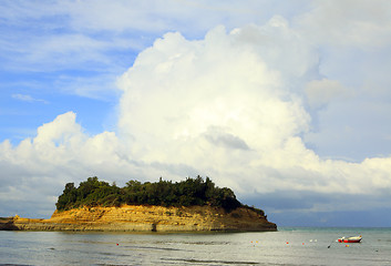 Image showing Sidari sandstone and cloud