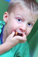 Image showing hungry child