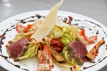 Image showing salad with roast beef