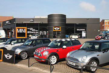 Image showing Mini cars