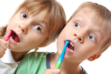 Image showing brushing teeth children