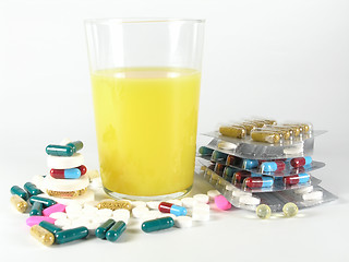 Image showing pills