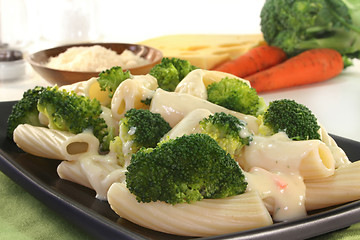 Image showing Tortiglione with broccoli cheese sauce