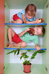 Image showing eating kids