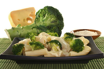 Image showing Tortiglione with broccoli cheese sauce