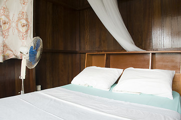 Image showing budget guest house room with mosquito net bequia st. vincent