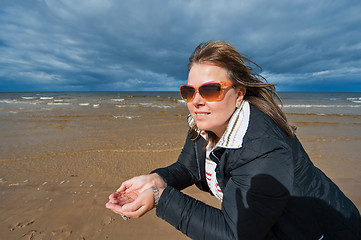 Image showing Adult woman at the sea