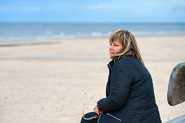 Image showing Adult woman at the sea