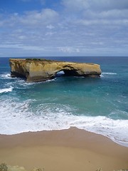 Image showing The Alternative London Bridge (Victoria, Australia)