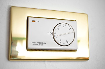 Image showing  High precision thermostat