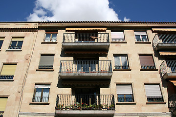 Image showing Apartment building