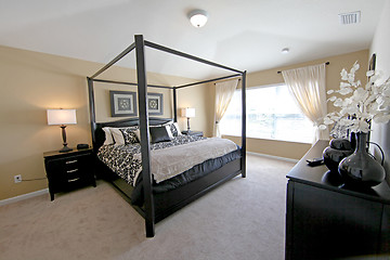 Image showing King Master Bedroom