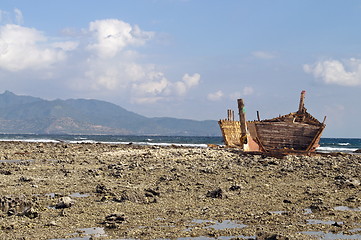 Image showing  Shipwreck in shoreline