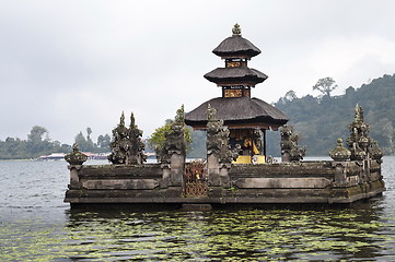 Image showing Ulun Danu temple