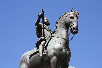 Image showing King monument