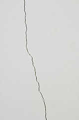 Image showing White wall with crack