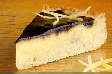 Image showing Blueberry and vanilla custard cream tart