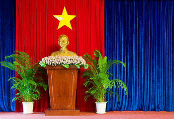 Image showing Statue of Ho Chi Minh