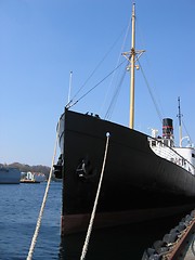 Image showing Front of an old boat