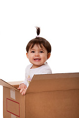 Image showing Happy baby in moving box