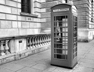 Image showing London telephone box