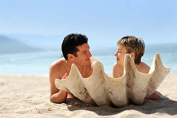 Image showing Couple on the beach