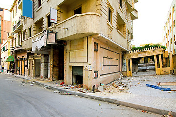 Image showing Displaced earthquake building