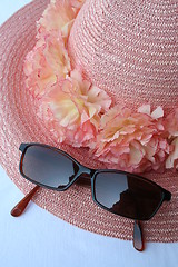 Image showing Rose hat and glasses