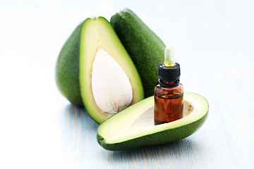 Image showing avocado essential oil