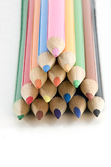 Image showing Coloring Pencils in Pyramid - All in Focus