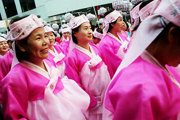 Image showing Carrying lanterns