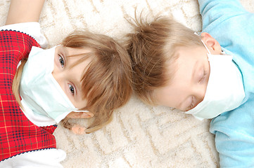 Image showing children with pretection flu mask