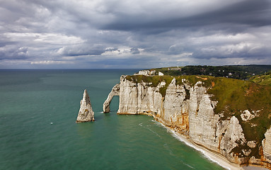 Image showing La Falaise d'Amont-Etretat